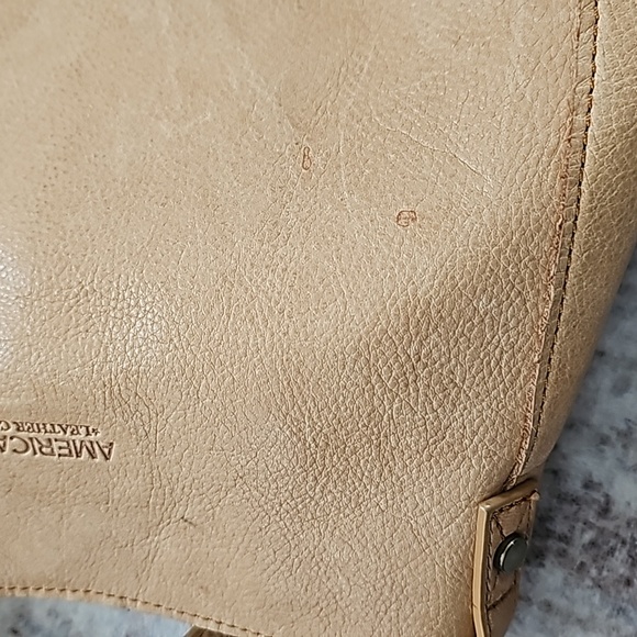 Handbag - Picture 2 of 8